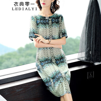以上復(fù)古長裙，打造優(yōu)雅女神
