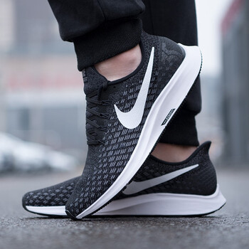 耐克(Nike)跑步鞋店長推薦942851-001 