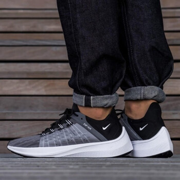 耐克（NIKE）跑步鞋AO1554-003 42
