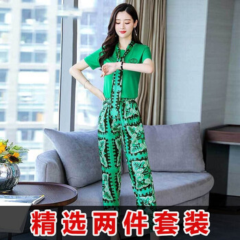 復(fù)古連衣裙，打造百變氣質(zhì)女神