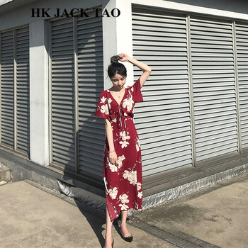 甜美條紋裙，打造優(yōu)雅女神