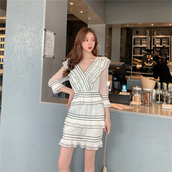 精致蕾絲裙，女神的氣質(zhì)小心機