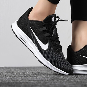 耐克（NIKE）跑步鞋AQ7486-001 