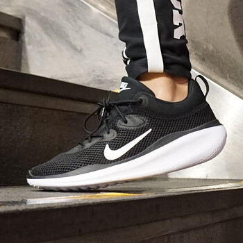 耐克（NIKE）跑步鞋AO0834-003 