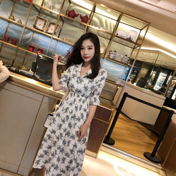 唯美連衣裙，打造優(yōu)雅小仙女