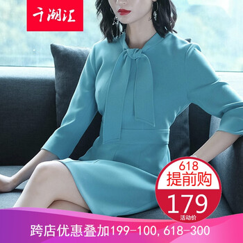 做女神，純色連衣裙讓你更輕松
