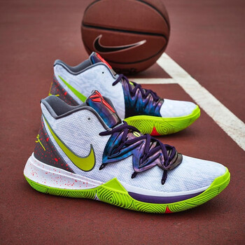 耐克（NIKE）籃球鞋AO2918-102（曼巴） 