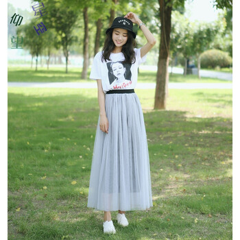 高腰碎花裙，打造優(yōu)雅小仙女