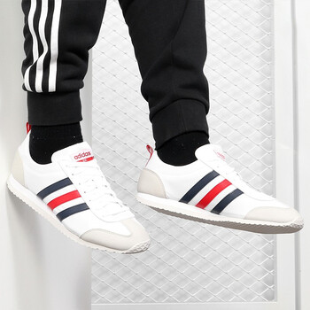 阿迪達斯（Adidas）跑步鞋BB9678/多彩三條紋 主推款 