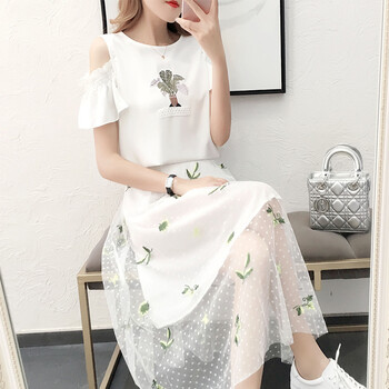 純色荷葉袖裙，打造優(yōu)雅小仙女