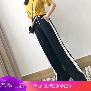 時(shí)尚高腰牛仔褲，打造優(yōu)雅小鮮肉