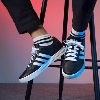 阿迪達(dá)斯（Adidas）板鞋時(shí)尚百搭BC0131 40
