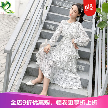 減齡印花連衣裙，打造甜美少女風(fēng)