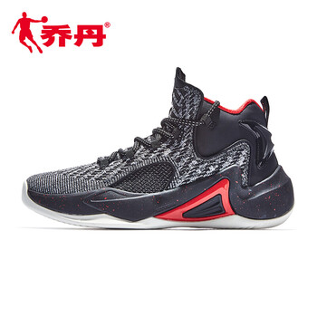 實戰(zhàn)籃球鞋，讓運動更自如