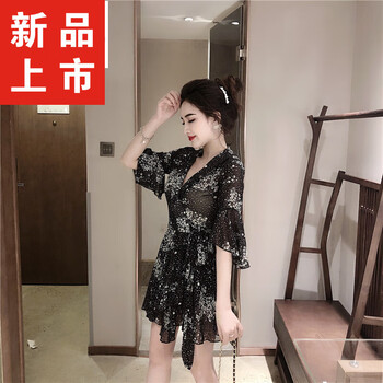 俏皮蕾絲裙，打造浪漫女神