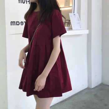 純色吊帶裙，打造優(yōu)雅小仙女