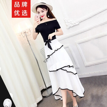 夏日穿搭，雪紡連衣裙打造優(yōu)雅范