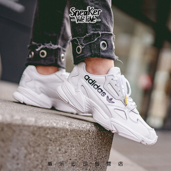 阿迪達(dá)斯（Adidas）跑步鞋EG7652 36