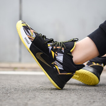 耐克（NIKE）籃球鞋AO2608-900泡椒曼巴精神 
