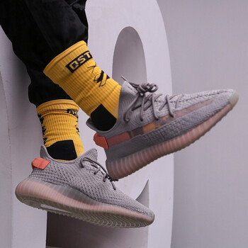 阿迪達(dá)斯（Adidas）跑步鞋EG7492（歐洲限定） 