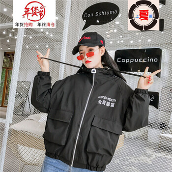 時尚風(fēng)連衣裙，穿出青春活力范
