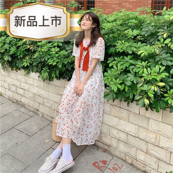 優(yōu)雅小碎花裙，打造性感女神