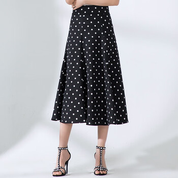 復古絲絨半身裙，打造性感小仙女