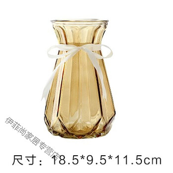 一盞創(chuàng)意擺件，提升客廳檔次感