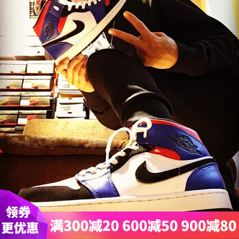 耐克（NIKE）籃球鞋女鞋554725-124 
