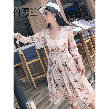 氣質(zhì)小白裙，微胖妹子的好幫手