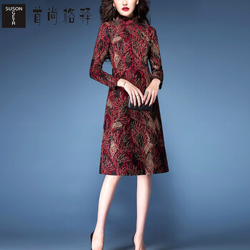 純色長(zhǎng)袖連衣裙，塑造優(yōu)雅小仙女