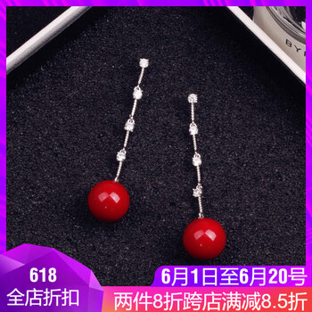 精致耳釘，讓你美出新高度！