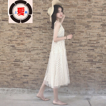 一字肩長裙，拯救你的味蕾