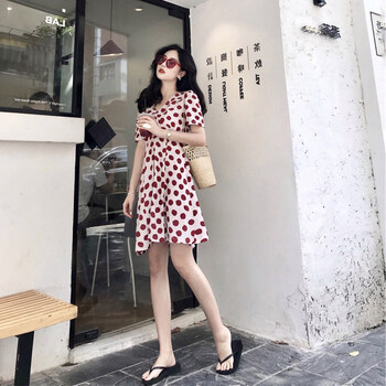 你做女神，時(shí)尚連衣裙來助力