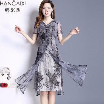 收腰蕾絲裙，微胖妹子的福音