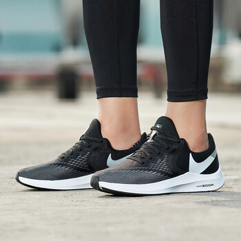 耐克（NIKE）跑步鞋AQ7497-001黑+白+深灰+金屬鉑金 