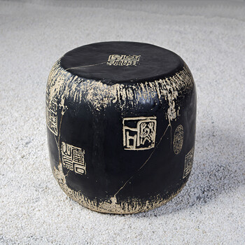 創(chuàng)意家居飾品，裝點客廳藝術(shù)感