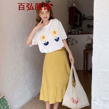 修身短袖襯衫，打造優(yōu)雅女神