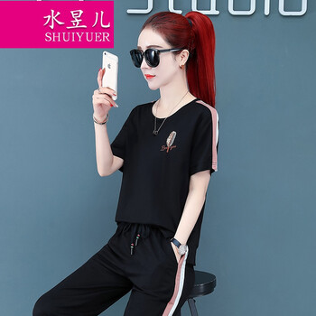 微胖女神，寬松短款上衣