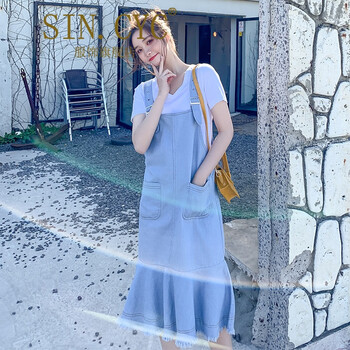 時尚印花連衣裙，甜美又減齡