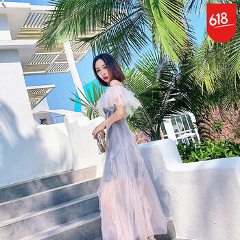 一字領(lǐng)裙，塑造優(yōu)雅小仙女