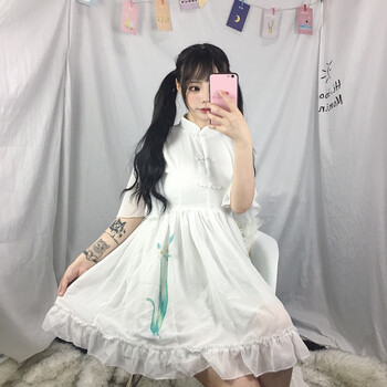 圓領(lǐng)連衣裙，打造性感小蠻腰