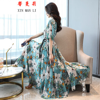 性感蕾絲連衣裙，塑造優(yōu)雅女神