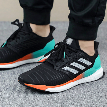 阿迪達斯（adidas）跑步鞋B37802/19新款 