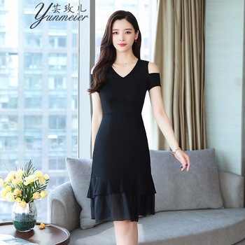 純色短袖長裙，打造優(yōu)雅小仙女