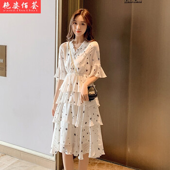 艷姿佰薈（YANZIBAIHUI） 宇宙星空，碎花 波點，褶皺，蕾絲 連衣裙