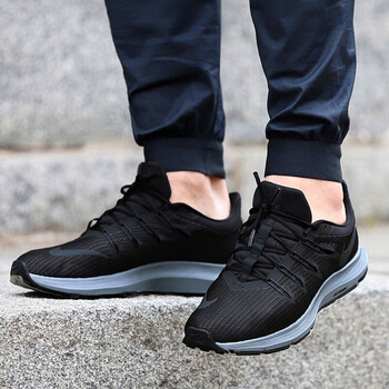 耐克（NIKE）跑步鞋NIKE QUEST/AA7403-002 