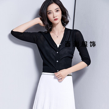 寬松短款毛衣，微胖女生的小心機(jī)