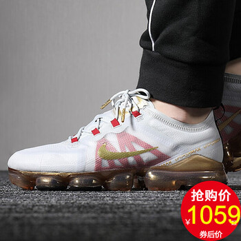 耐克（NIKE）跑步鞋BQ7038-001 己亥新年賀歲款 39