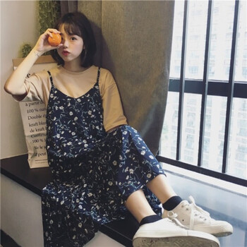 寬松荷葉袖，打造優(yōu)雅小臉
